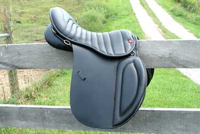 English trail saddle